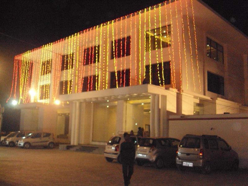 Madhu Resort Agra  Luaran gambar