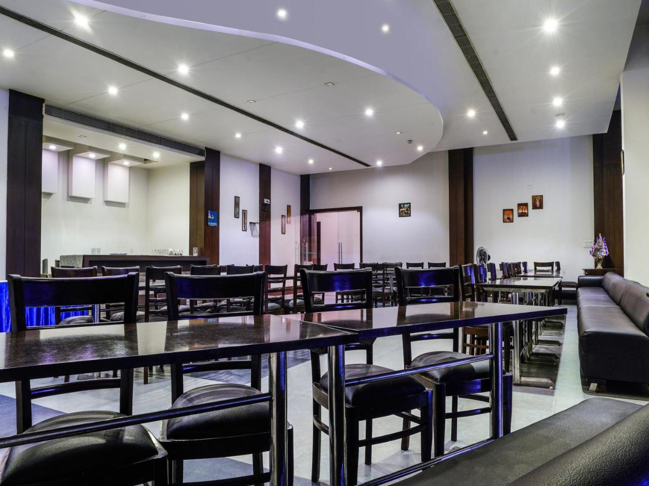 Madhu Resort Agra  Luaran gambar