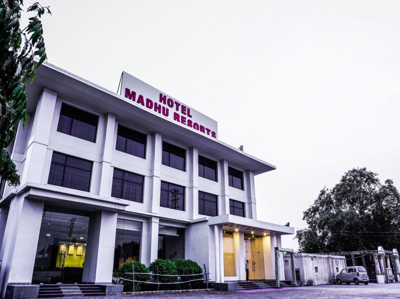 Madhu Resort Agra  Luaran gambar
